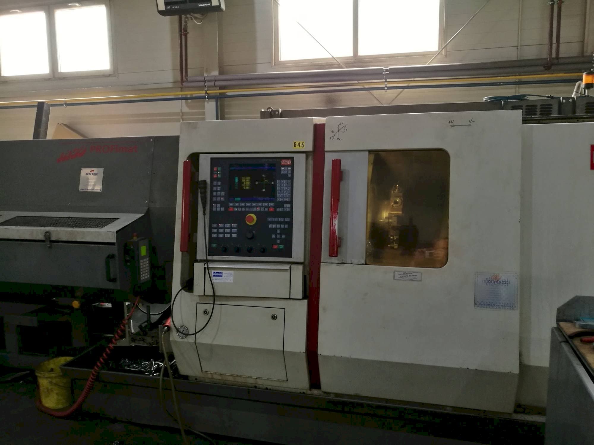 Widok z przodu maszyny TRAUB TNC 42/65