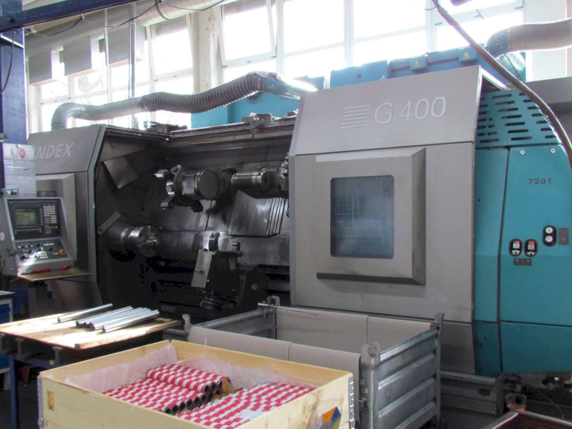 Widok z przodu maszyny Index G400