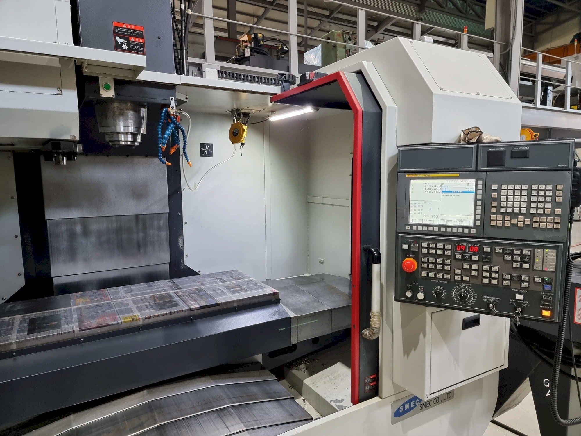 Widok z przodu maszyny SMEC LCV 650