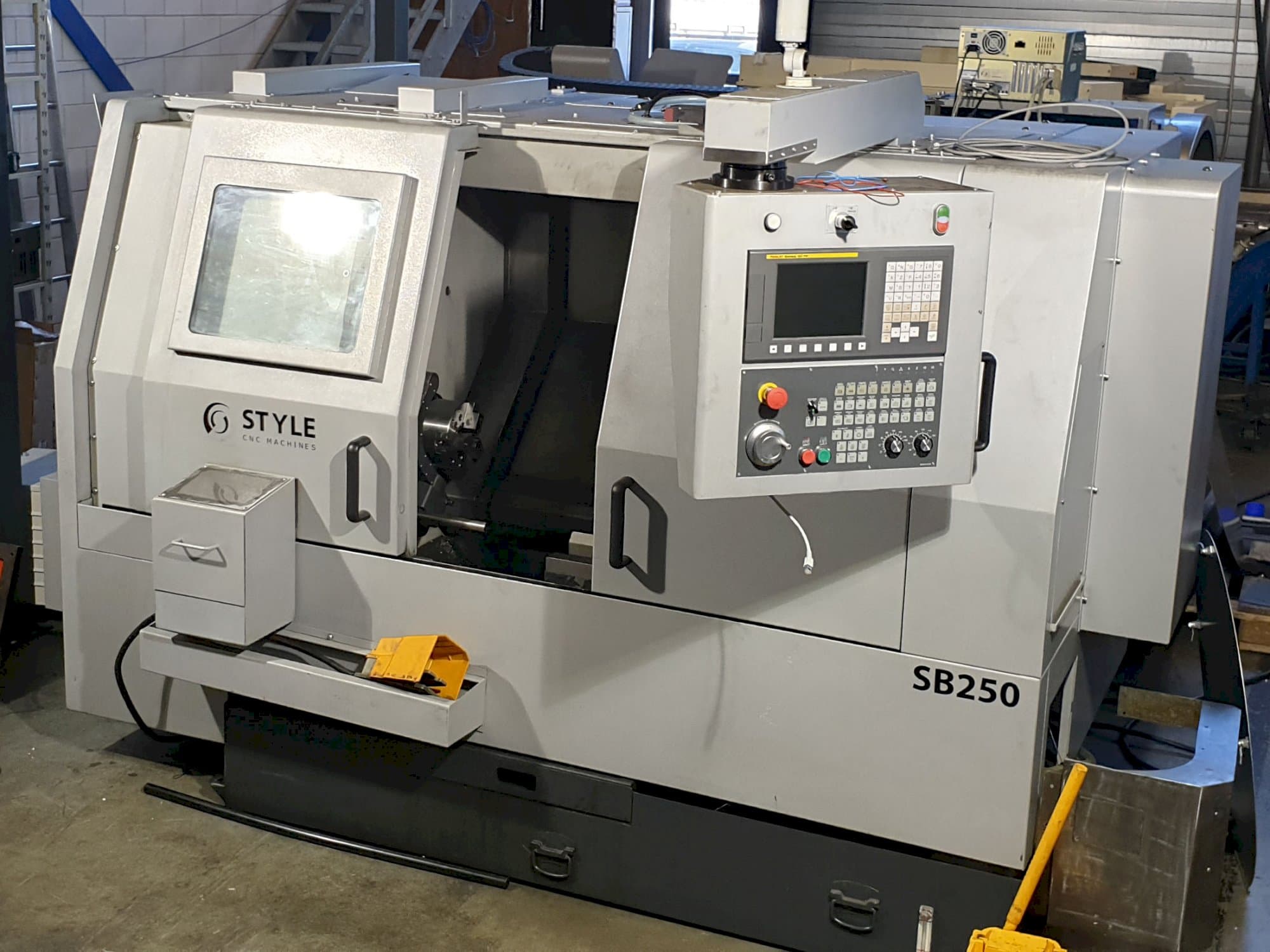 Widok z przodu maszyny STYLE SB250