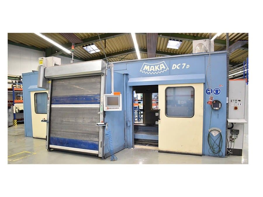 Widok z przodu maszyny MAKA DC 7 D