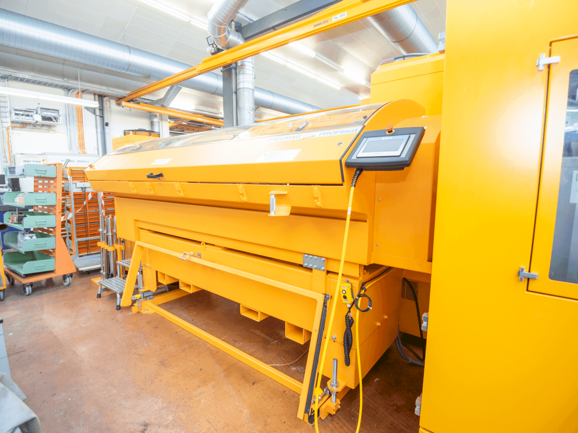 Widok z przodu maszyny Index G220