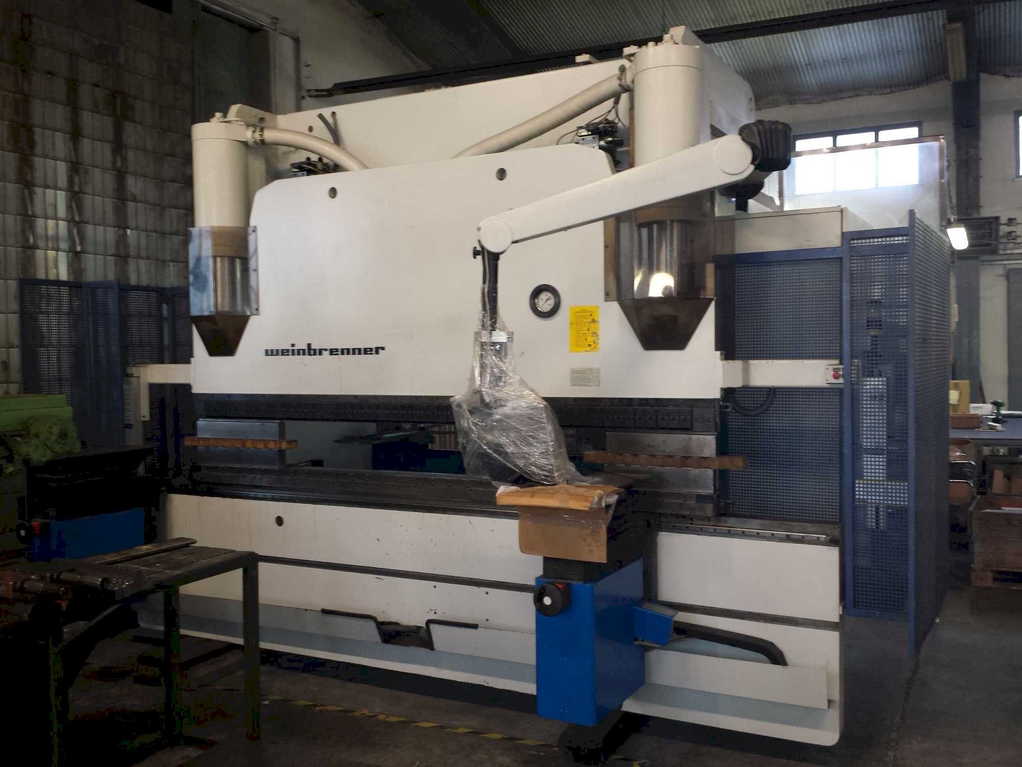 Widok z przodu maszyny Weinbrenner GP 160