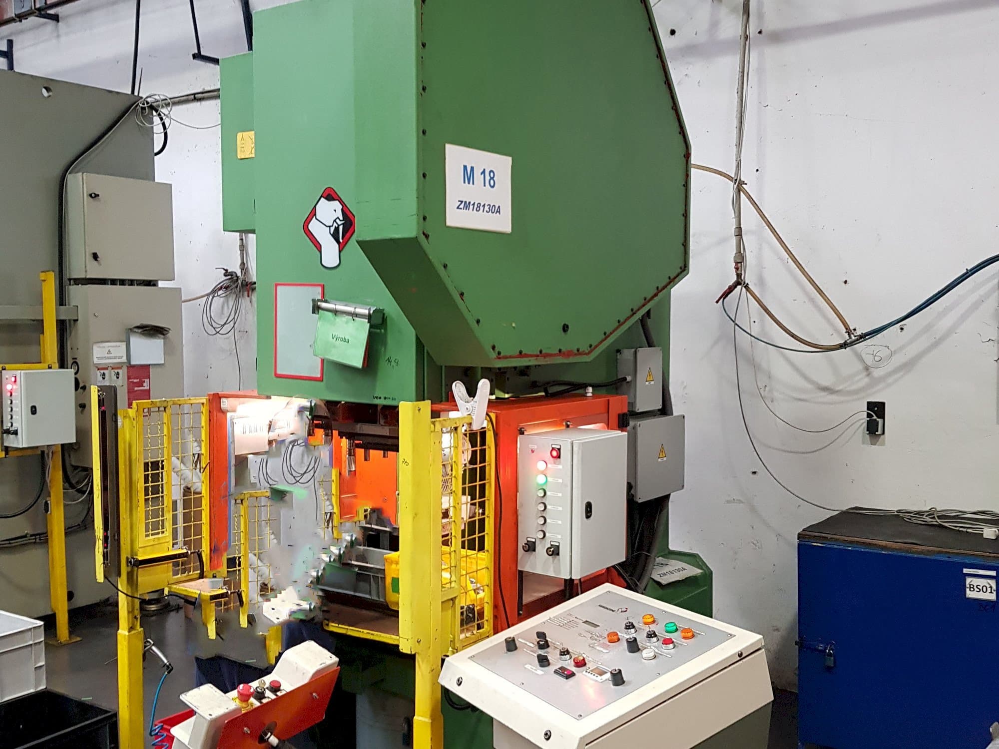 Widok z przodu maszyny Giacomo									 T 130R