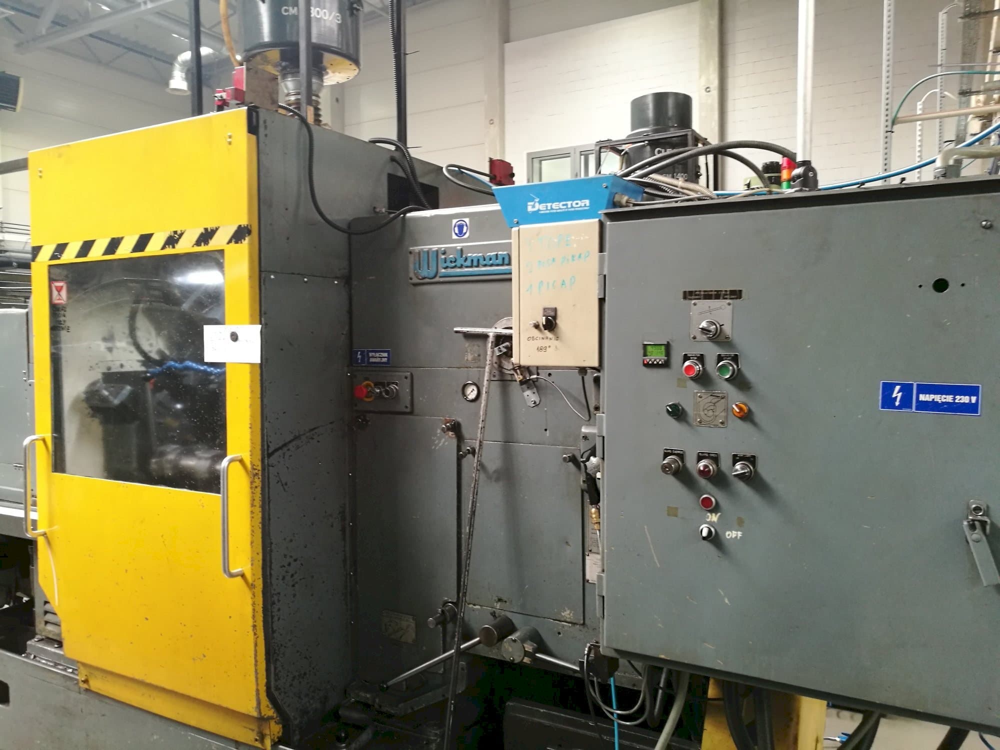 Widok z przodu maszyny Wickman 2  1/4"-6