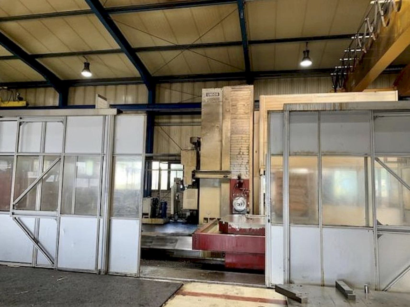 Widok z przodu maszyny UNION KC 150