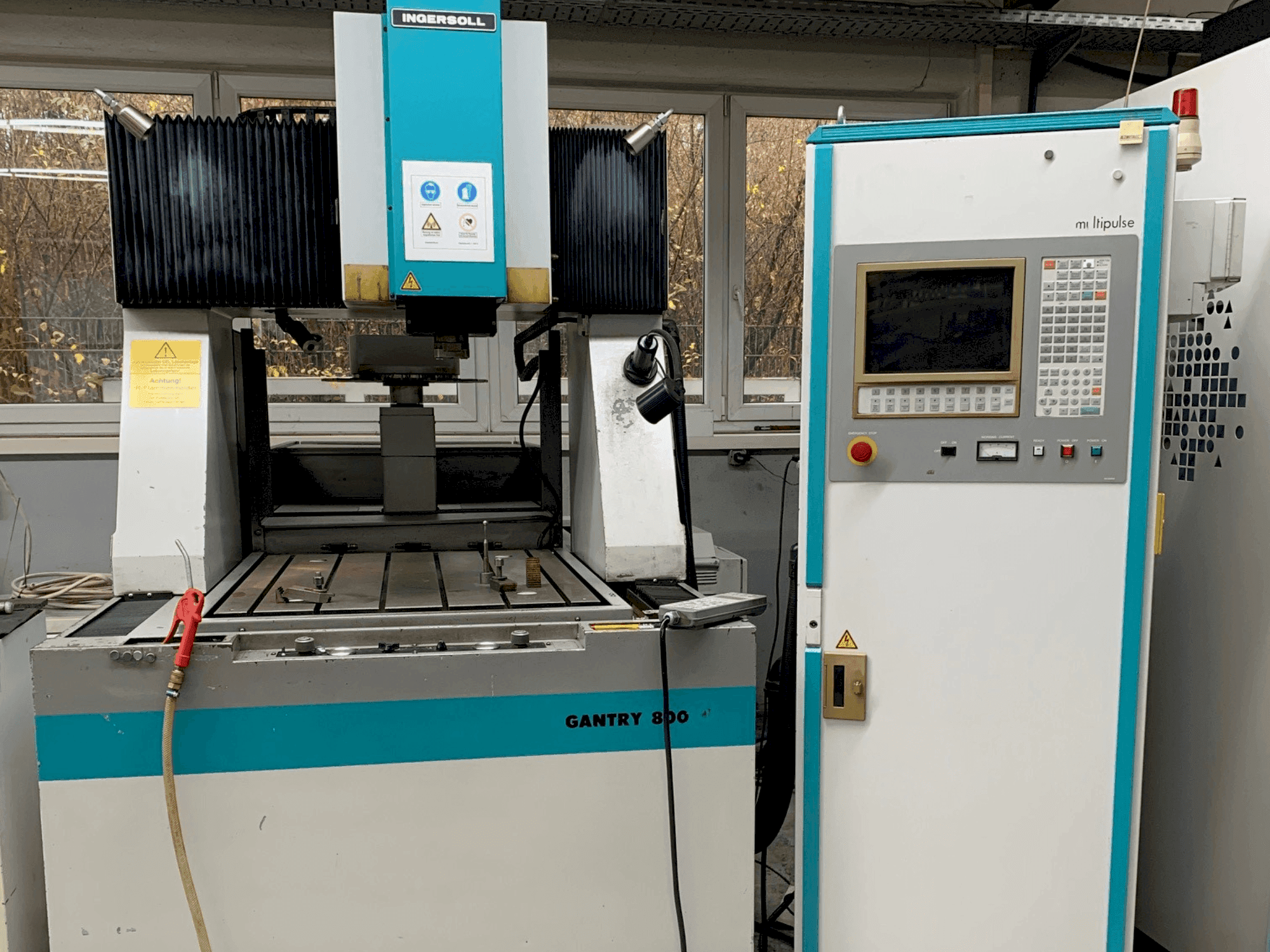 Widok z przodu maszyny OPS INGERSOLL Ingersoll Gantry 800