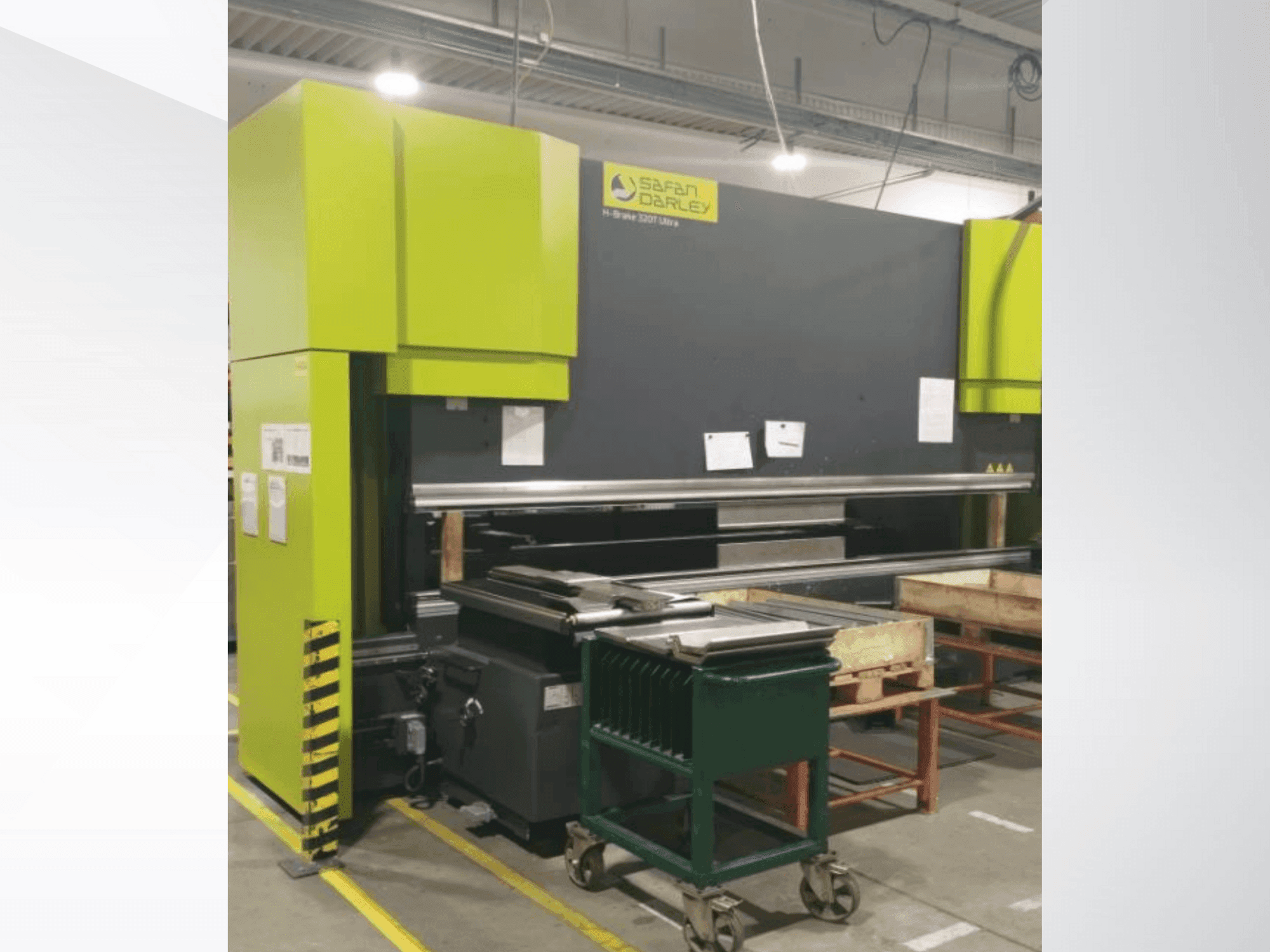 Widok z przodu maszyny Safan SAFAN DARLEY H-BRAKE 2 320.42/37