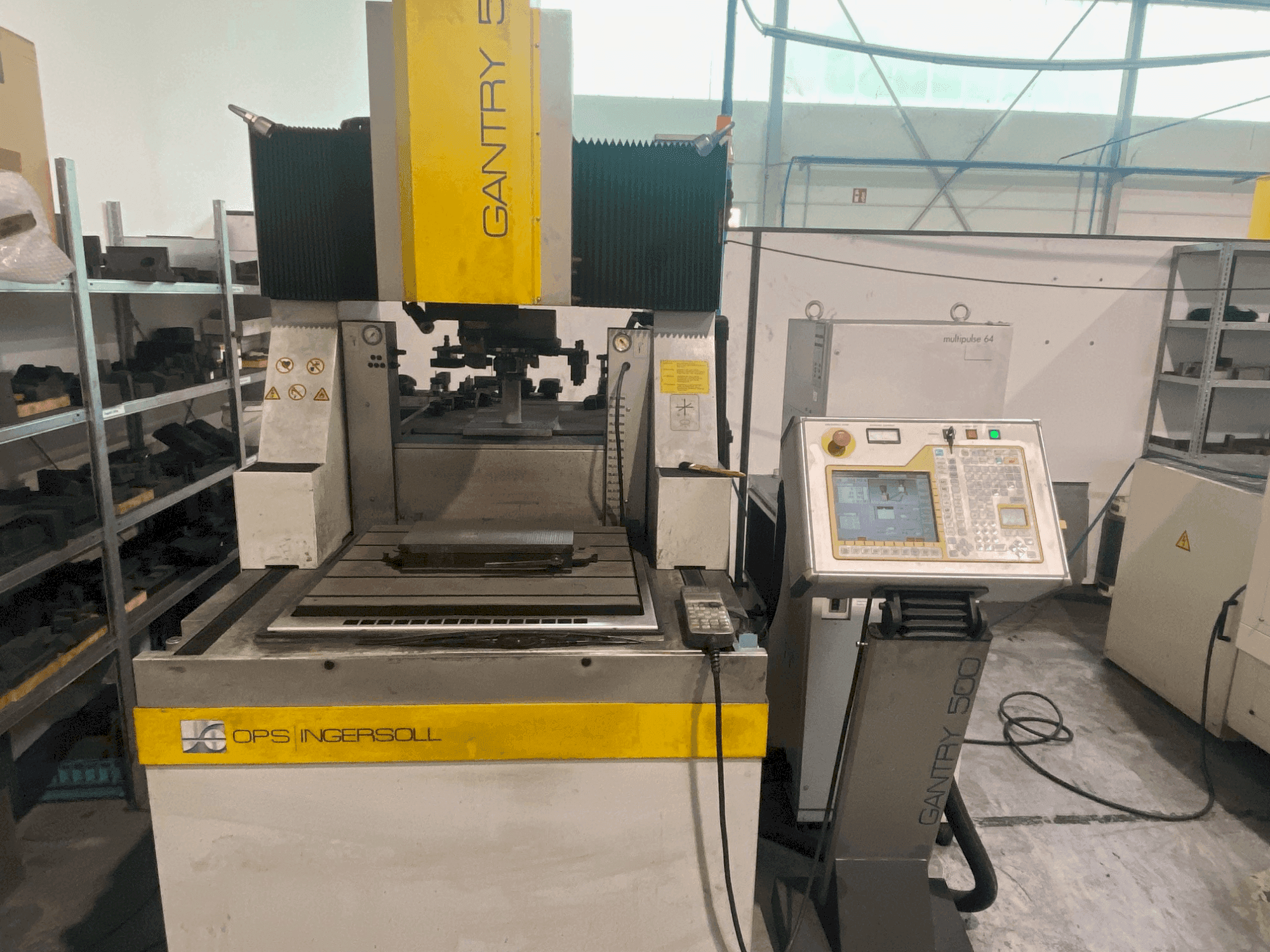 Widok z przodu maszyny OPS INGERSOLL Gantry 500