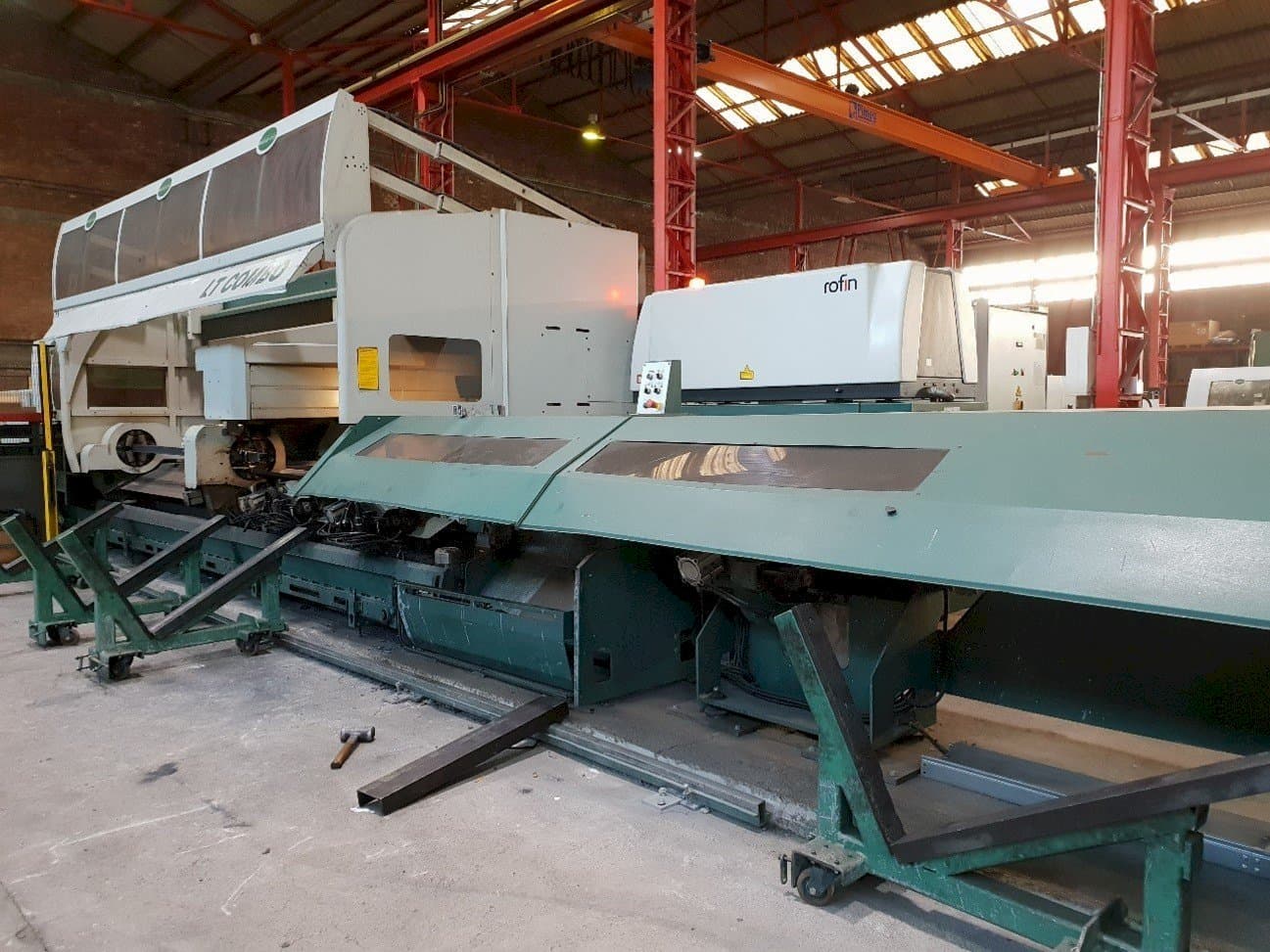 Widok lewej strony maszyny BLM ADIGE-SYS LT COMBO