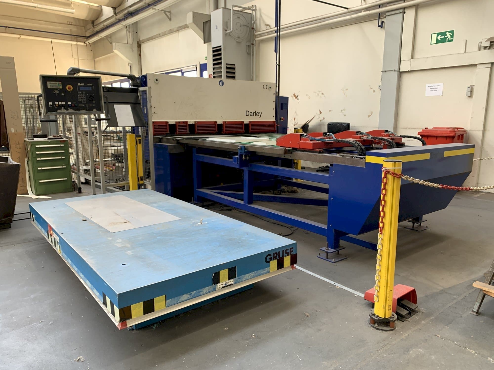 Widok z przodu maszyny Darley VS 2100 X 4