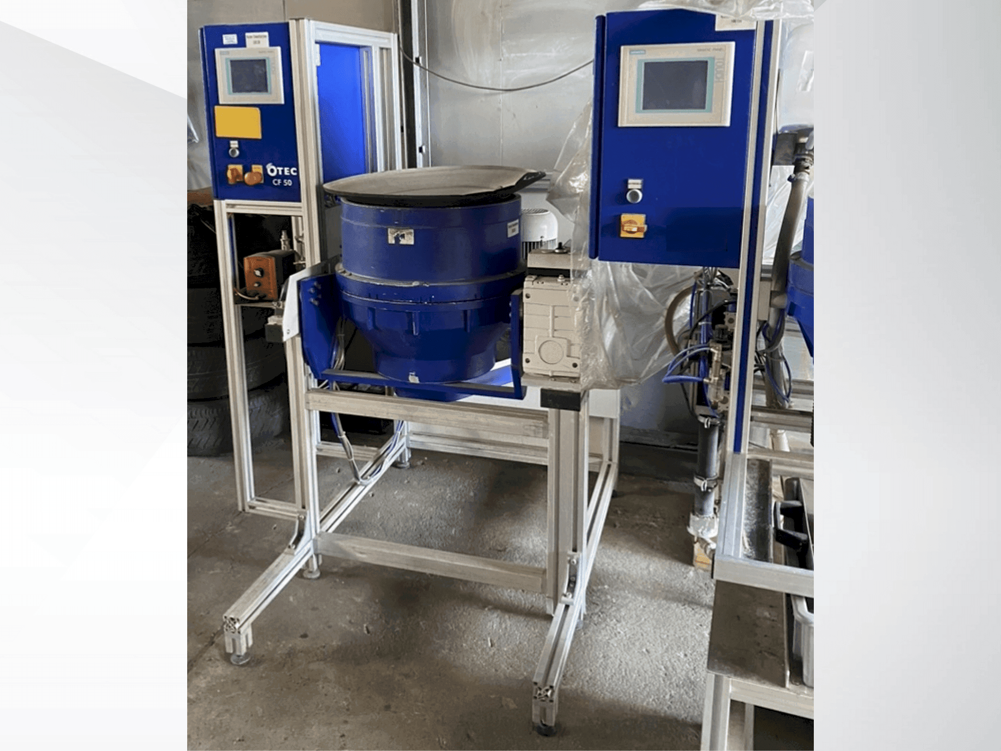 Widok z przodu maszyny OTEC CF 1x50