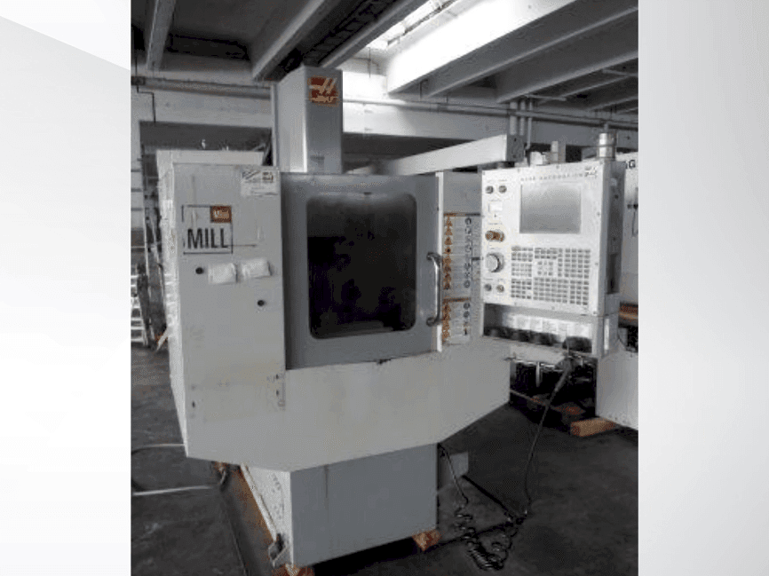 Widok z przodu maszyny HAAS MiniMill