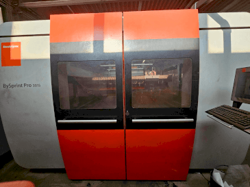 Widok z przodu maszyny Bystronic Bysprint Pro 3015
