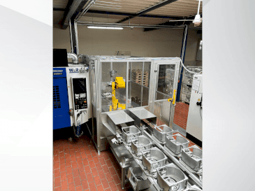 Widok z przodu maszyny FANUC M710 iC 70