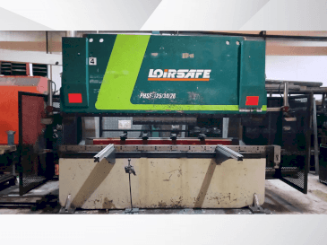 Widok z przodu maszyny LOIRE SAFE PHSE-125/30/26