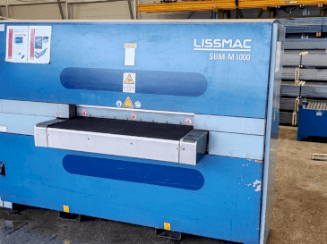 Widok z przodu maszyny LISSMAC SBM-M 1000 B2