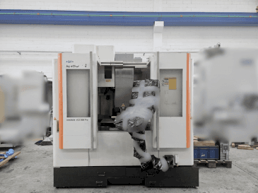 Widok z przodu maszyny +GF+ AGIE CHARMILLES VCE 800 PRO