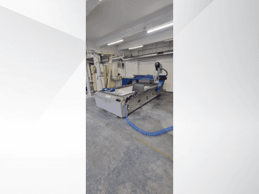 Widok z przodu maszyny MECANUMERIC Mecapro 3015