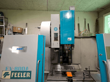 Widok z przodu maszyny Feeler FV-800A