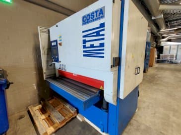 Widok z przodu maszyny Costa MD5 CVV 1350