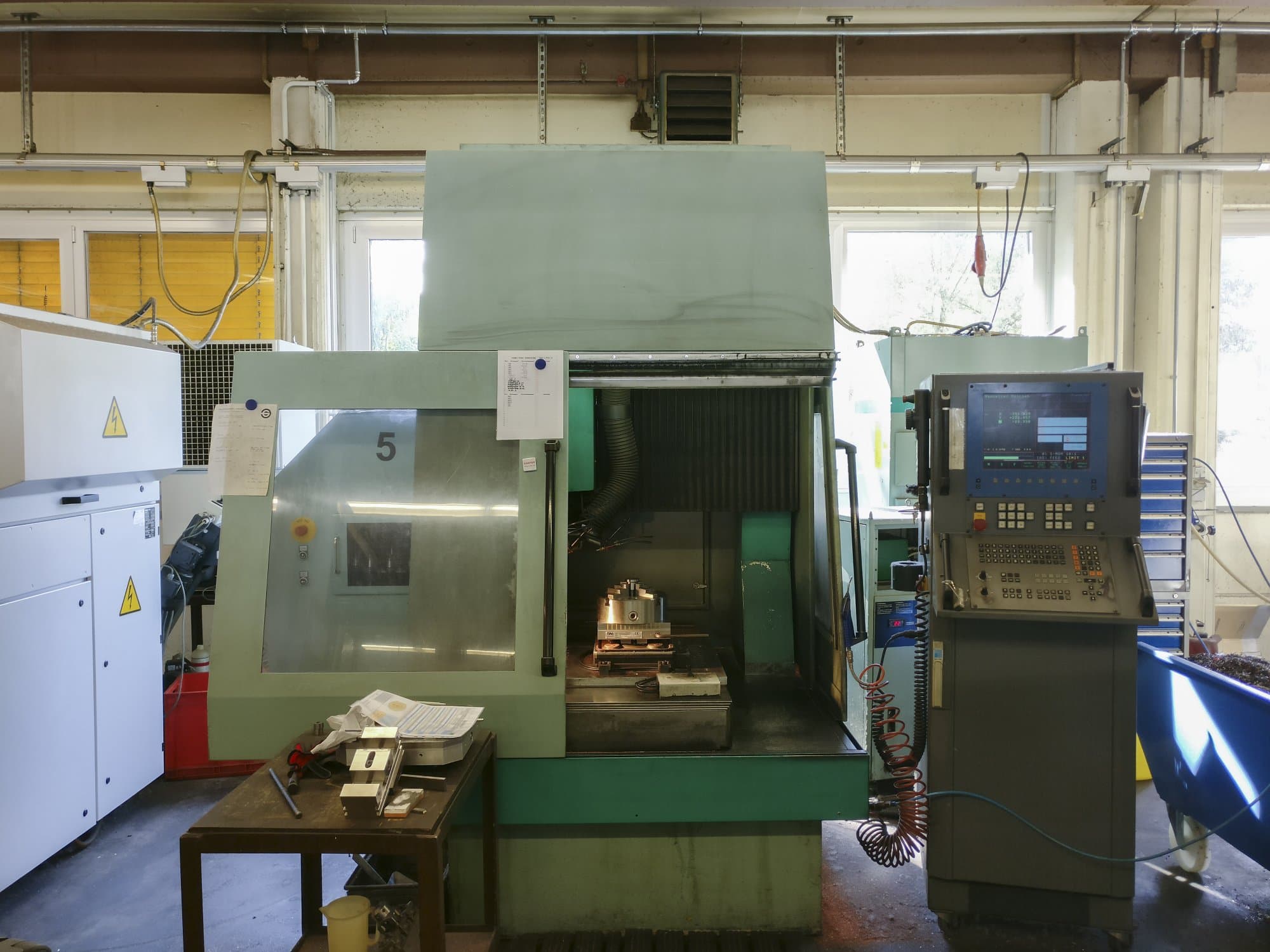 Widok z przodu maszyny DIGMA 700 GC