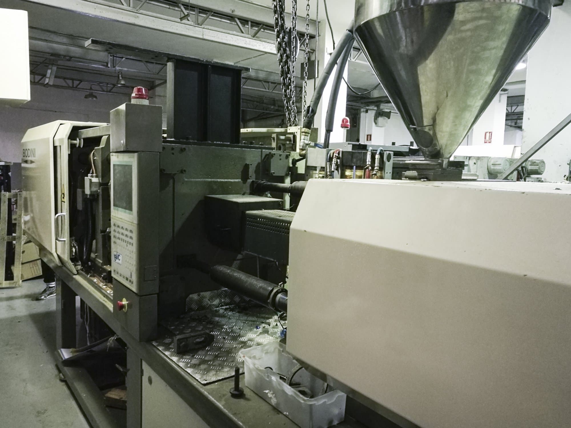 Widok z prawej maszyny BODINI ELEDRIVE 165