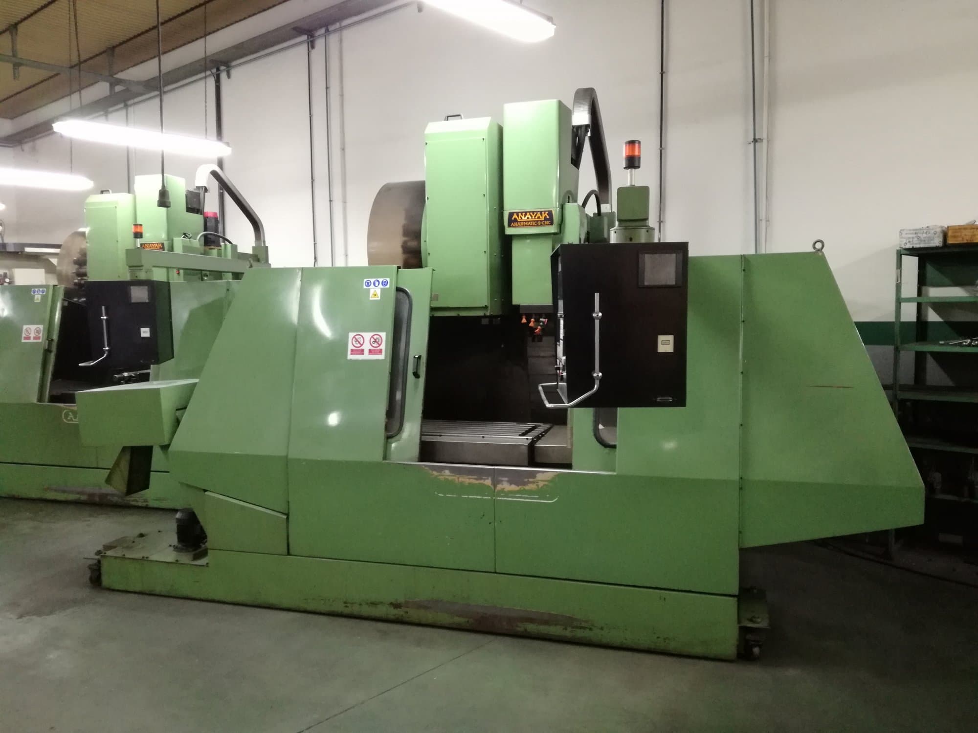 Widok z przodu maszyny ANAYAK ANAKMATIC 9