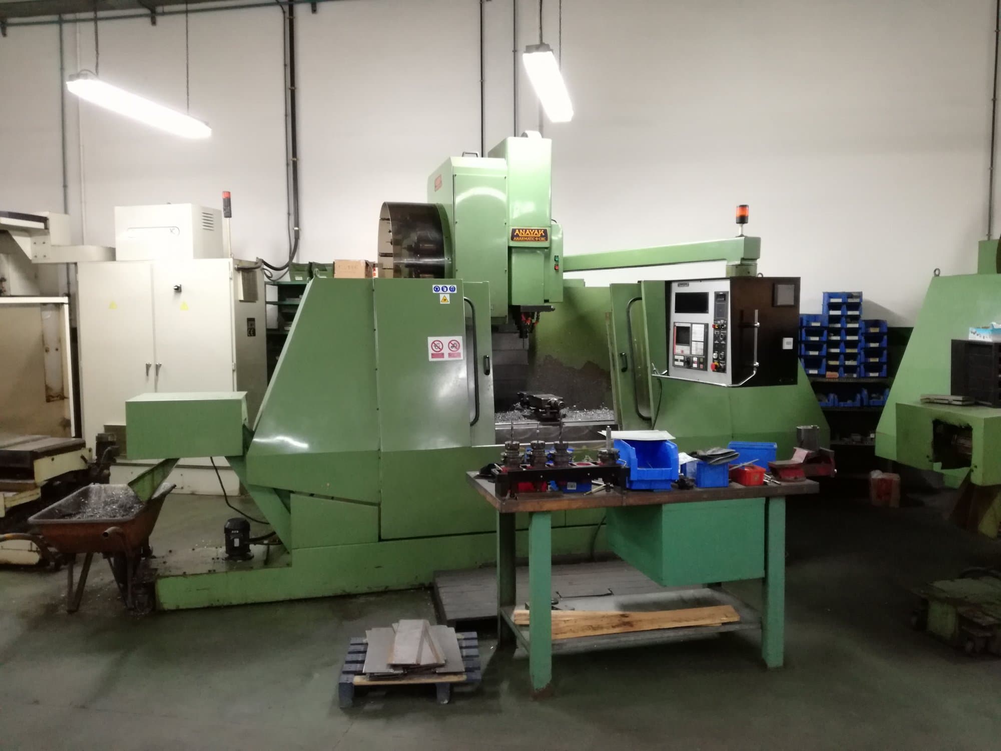 Widok z przodu maszyny ANAYAK ANAKMATIC 9