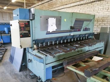 Widok z lewej 1 maszyny ALIKO AK 3016