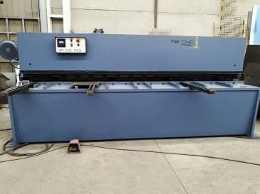 Widok z przodu maszyny Loire Safe CHP-6/31