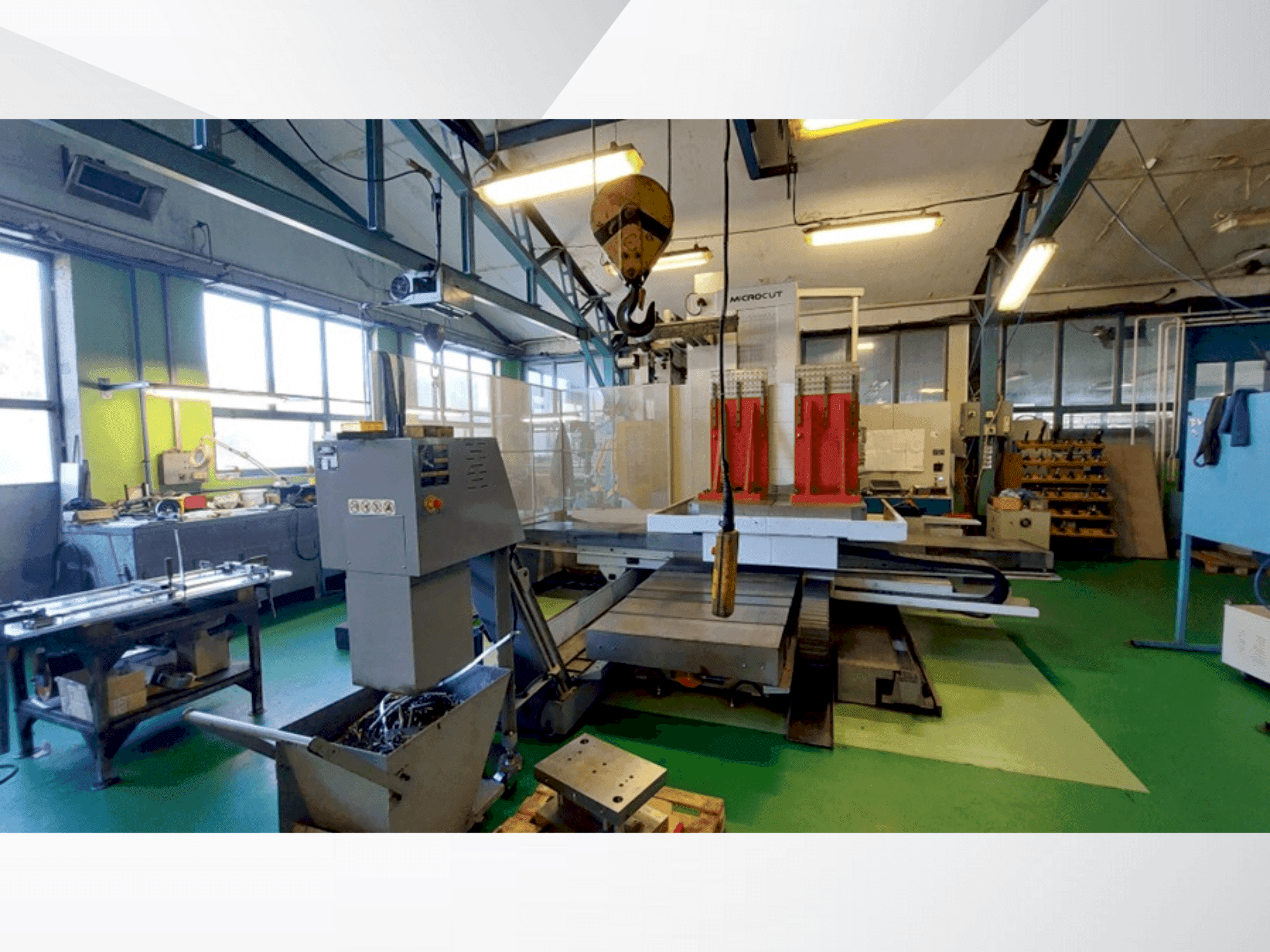 Widok z przodu maszyny MICROCUT HBM-4