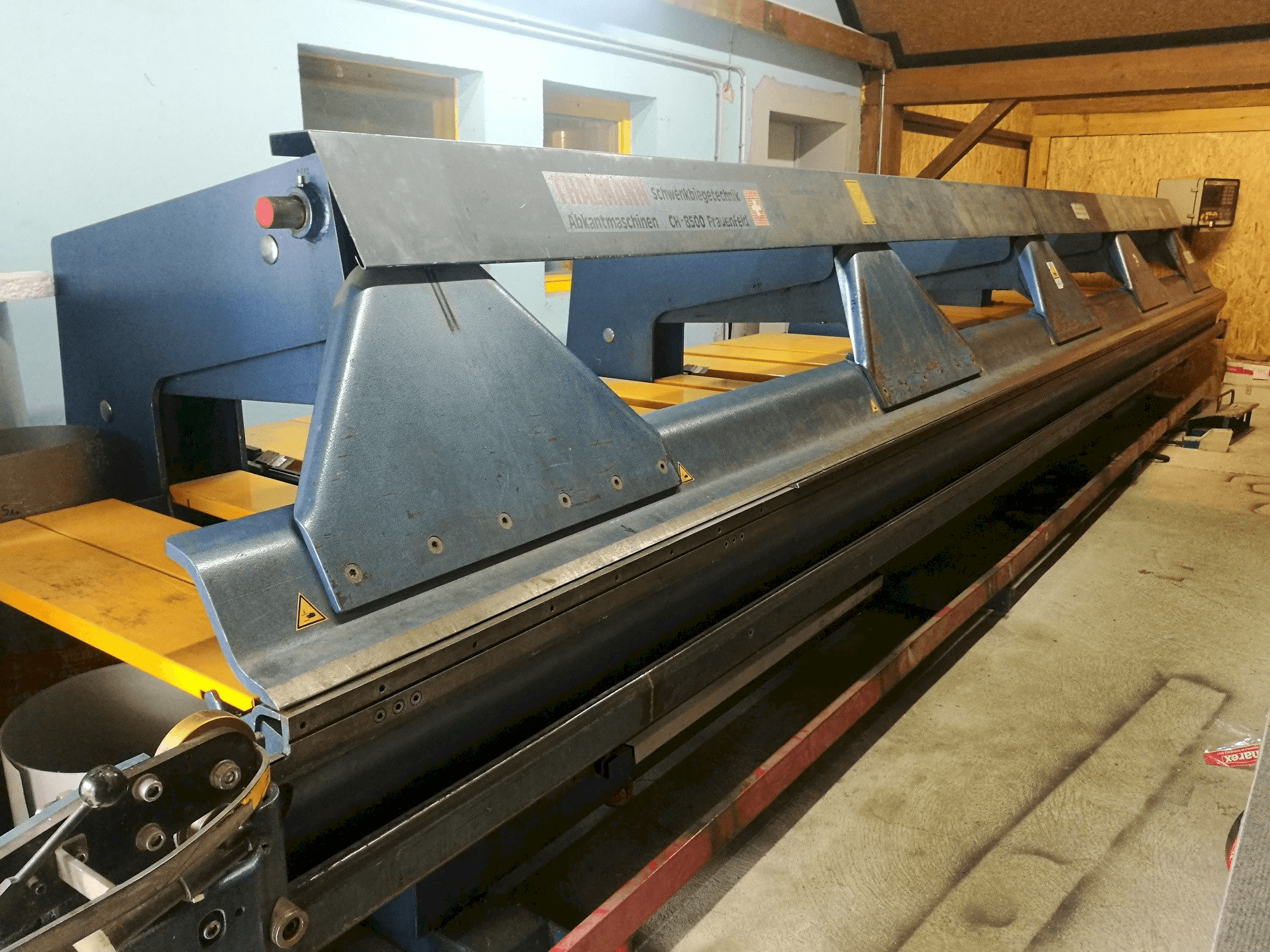 Widok z przodu maszyny Thalmann Thako 15-8.2M