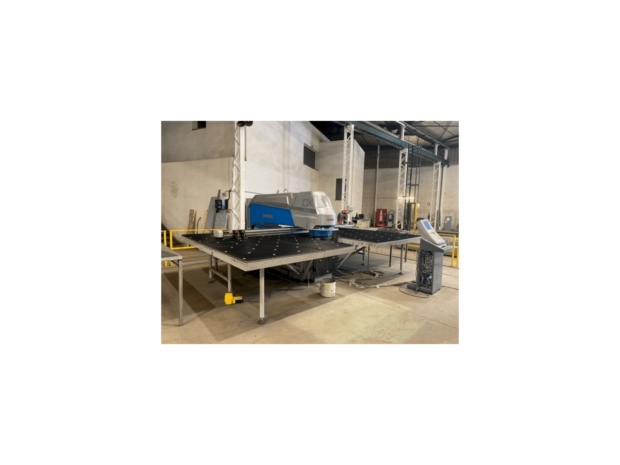 Widok z przodu maszyny Euromac Mbx6 Plus