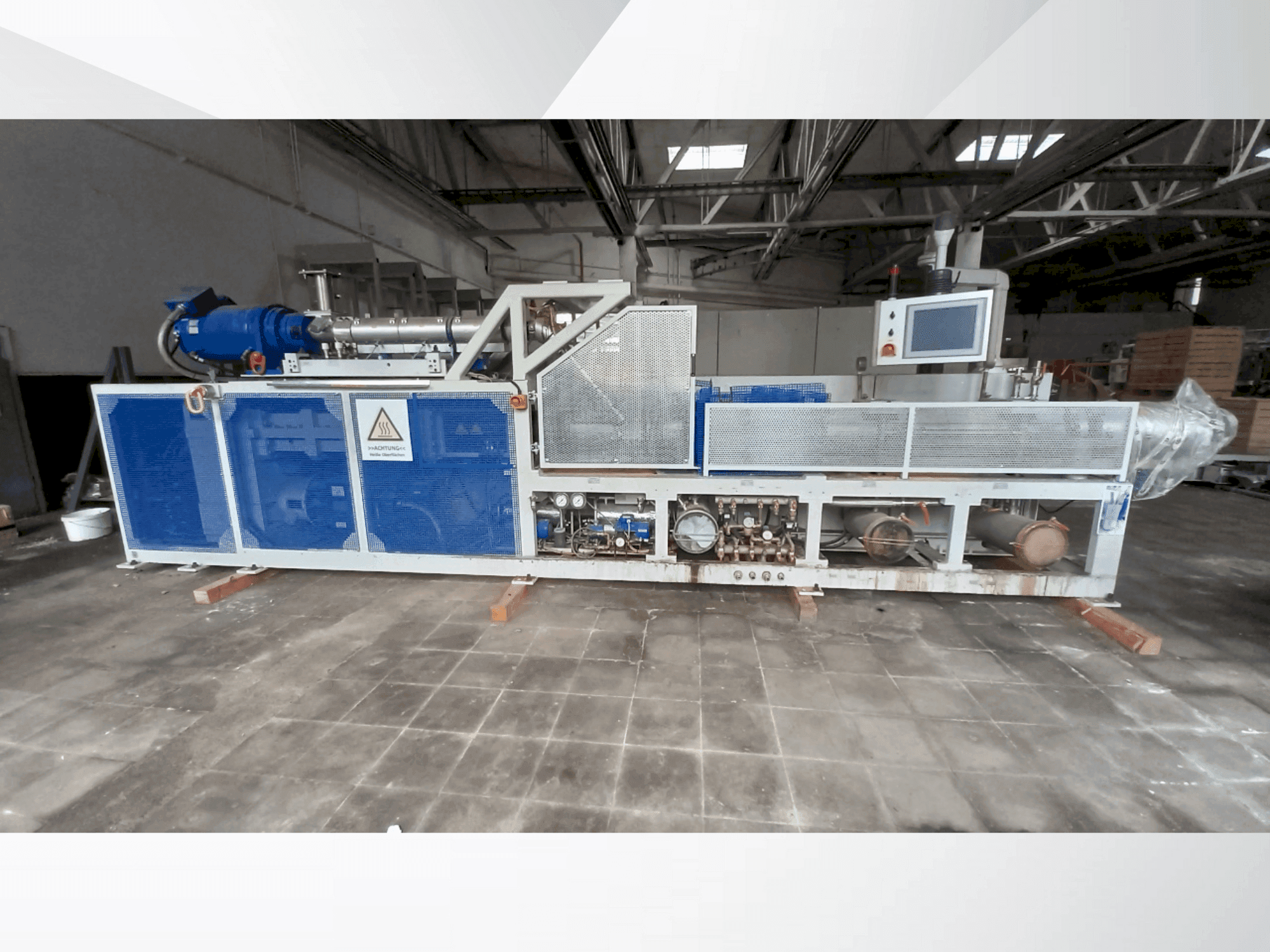 Widok z przodu maszyny REIFENHÄUSER BI Trudes 115