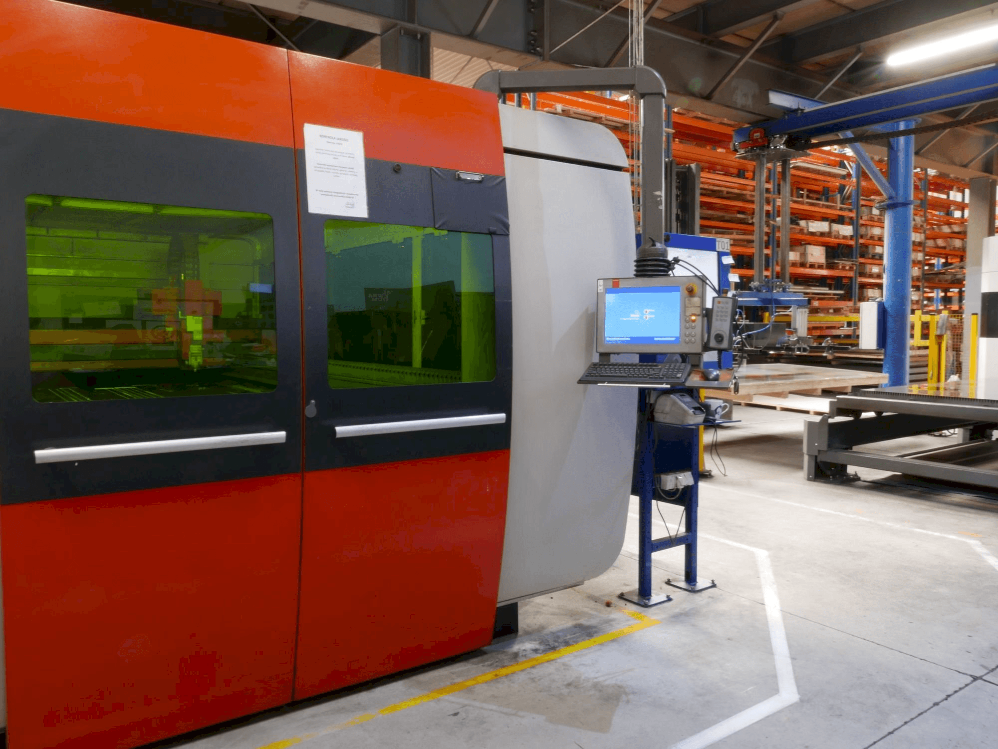 Widok z przodu maszyny Bystronic BySprint Fiber 3015