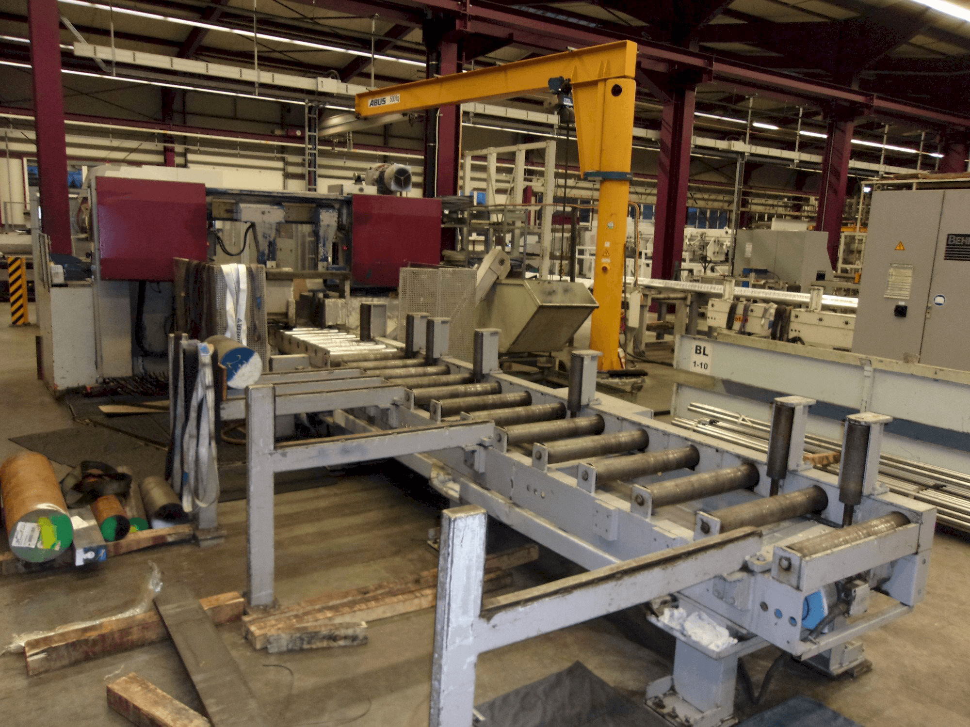 Widok z przodu maszyny KASTO HBA420 AU