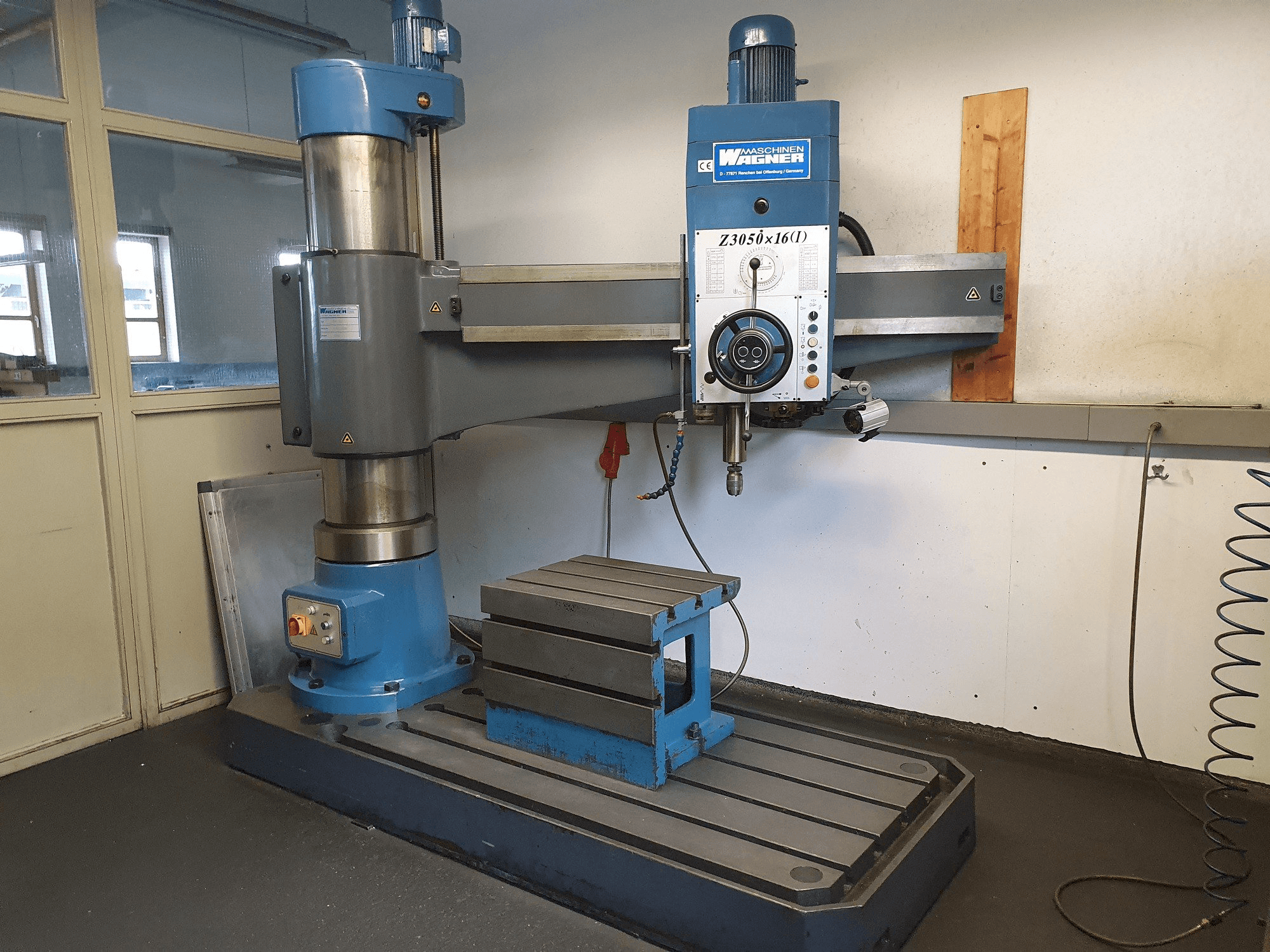 Widok z przodu maszyny WAGNER PRC50