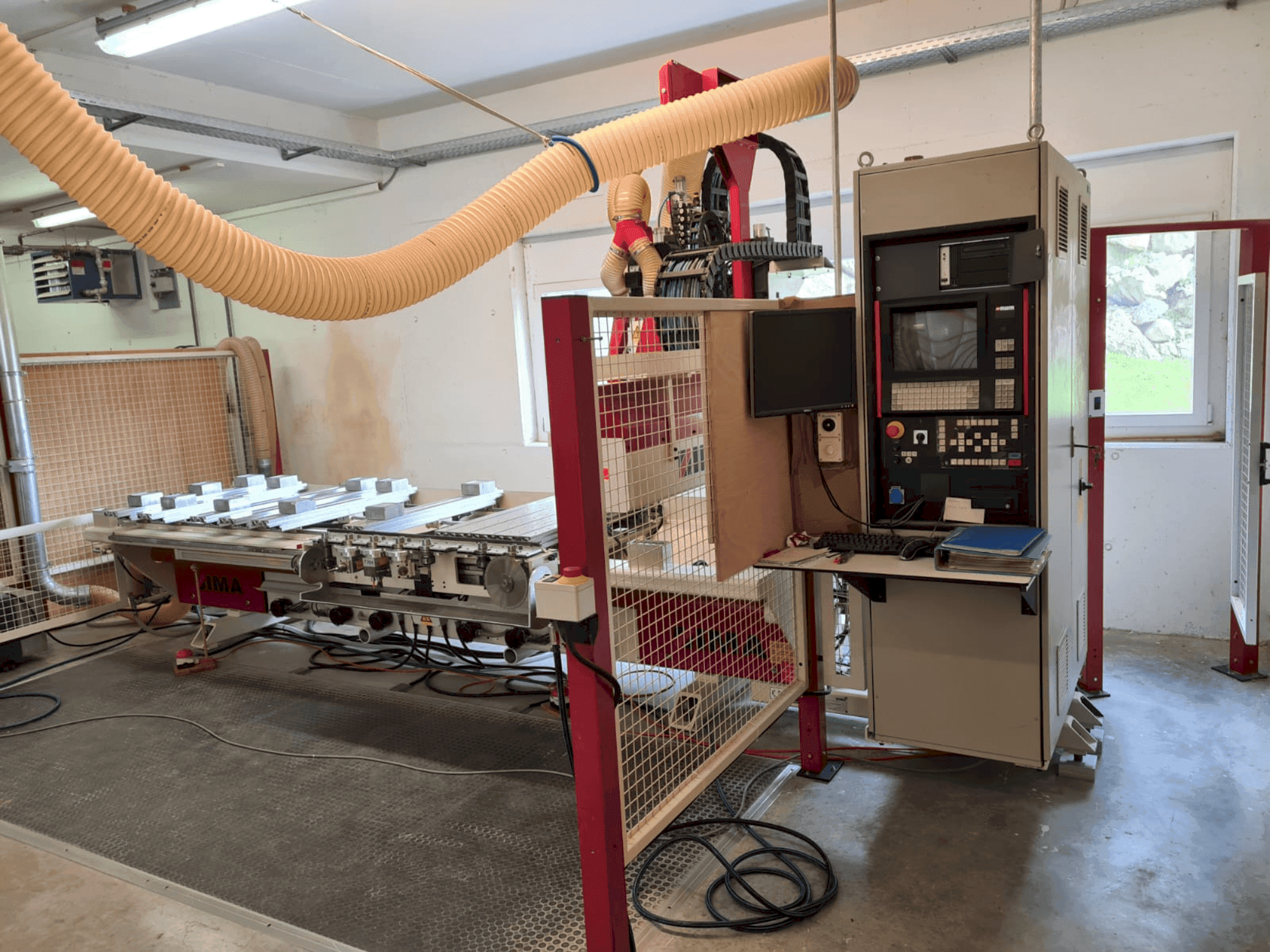 Widok z przodu maszyny IMA BIMA 310 120/300