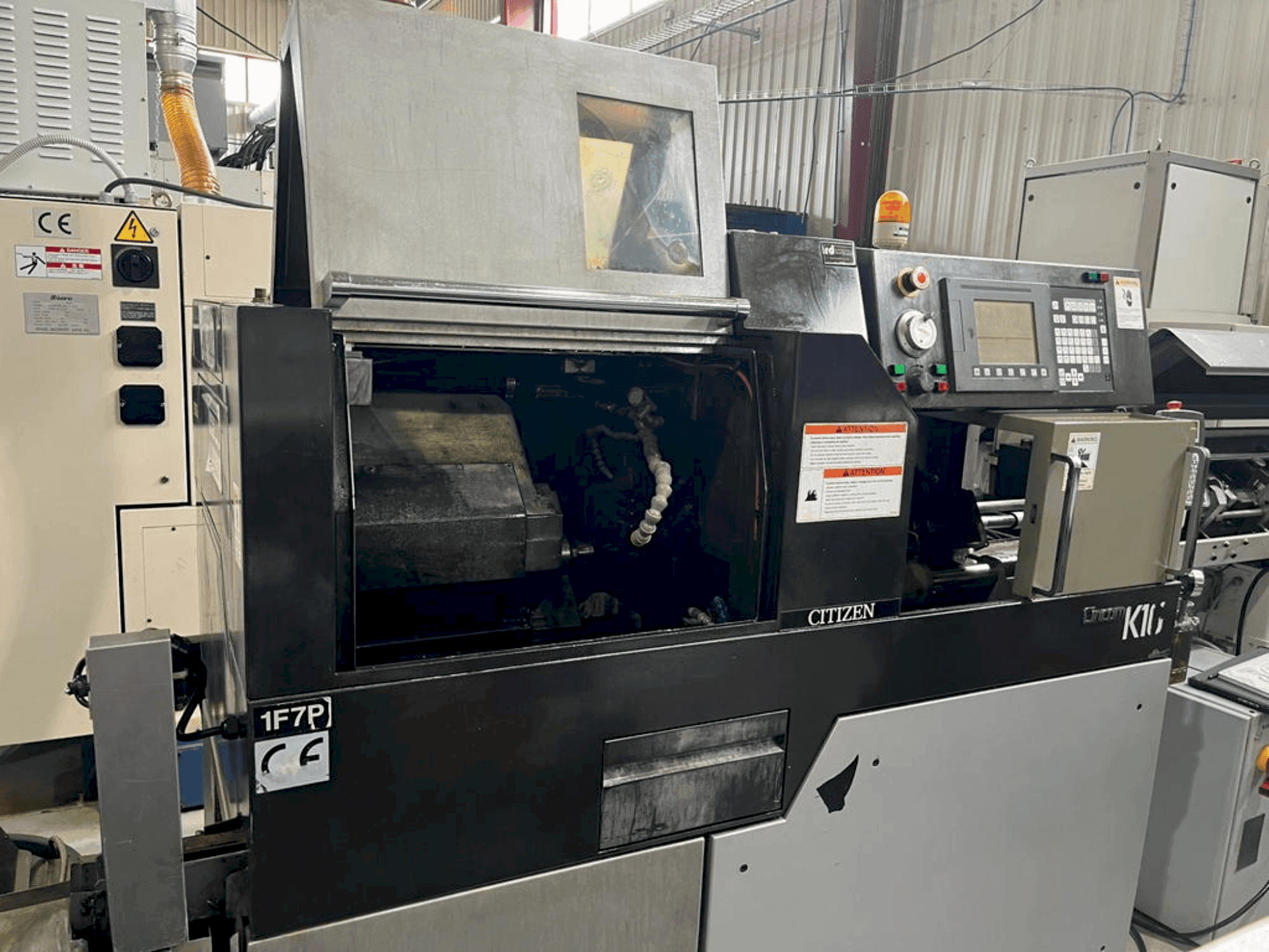 Widok z przodu maszyny Citizen Cincom K16 VII