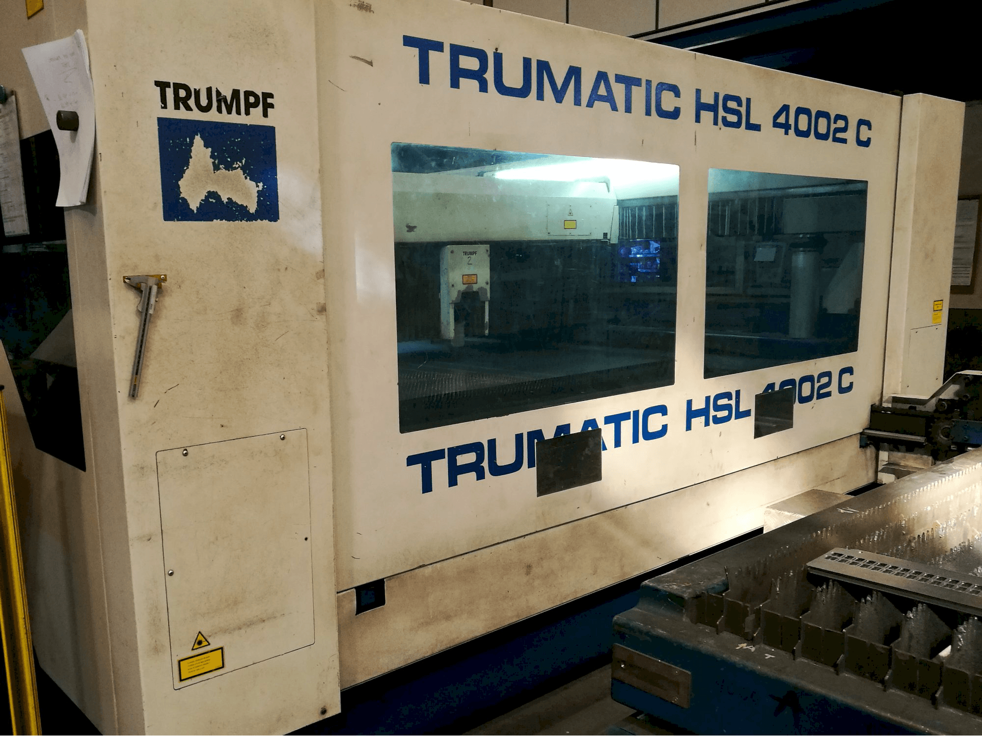 Widok z lewej maszyny Trumpf Trumatic HSL 4002 C