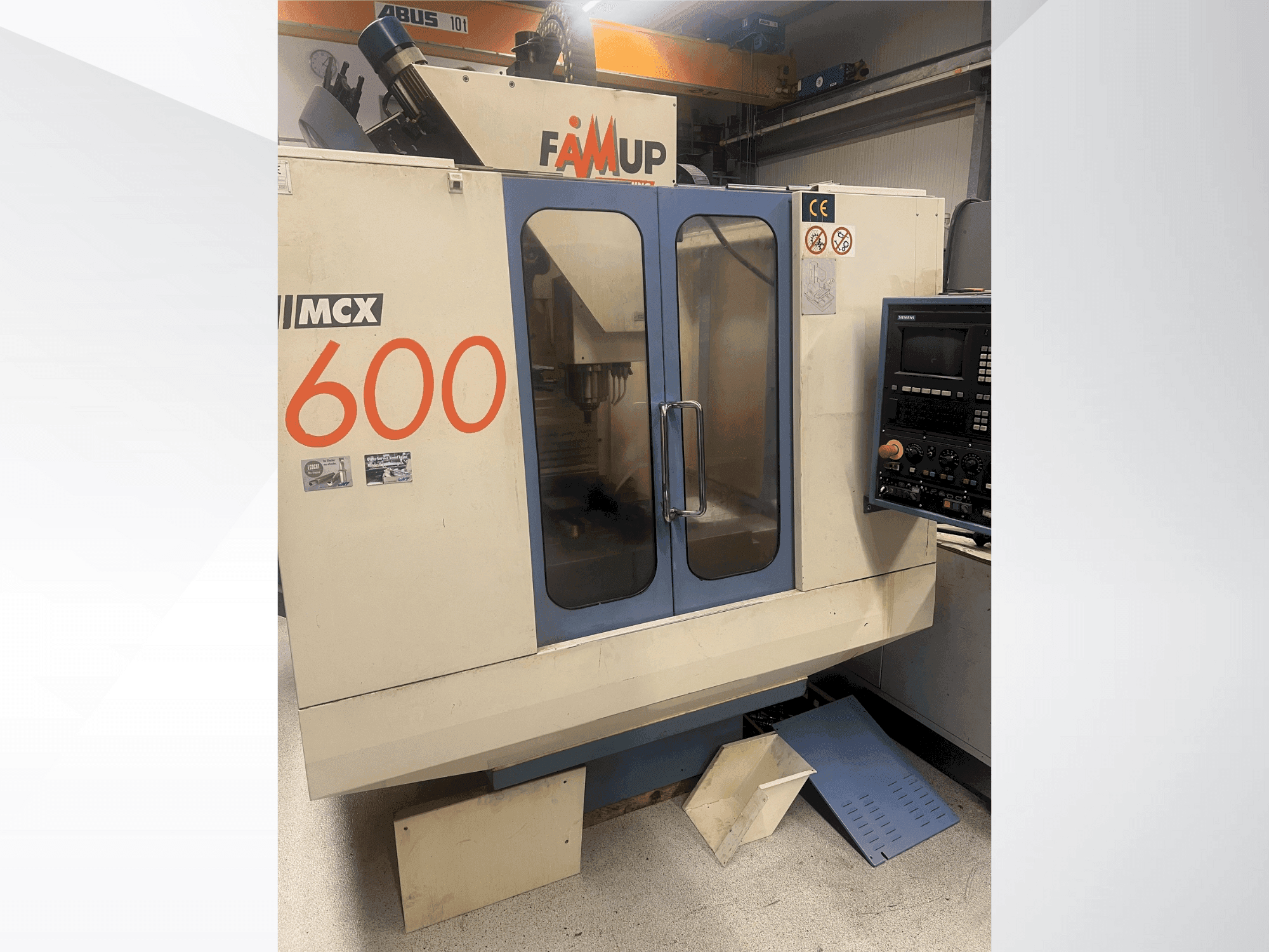 Widok z przodu maszyny FAMUP MCX 600