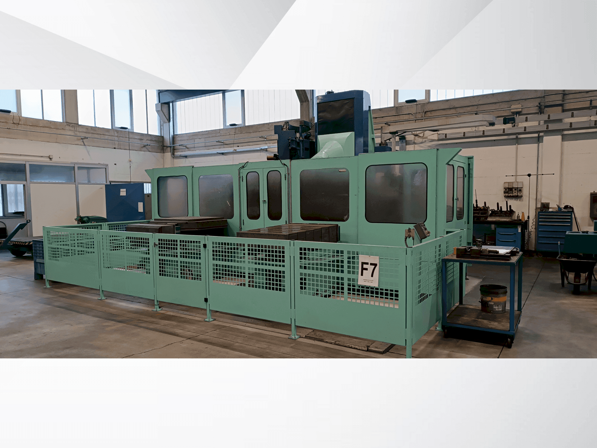 Widok z przodu maszyny SACHMAN TRT314 H