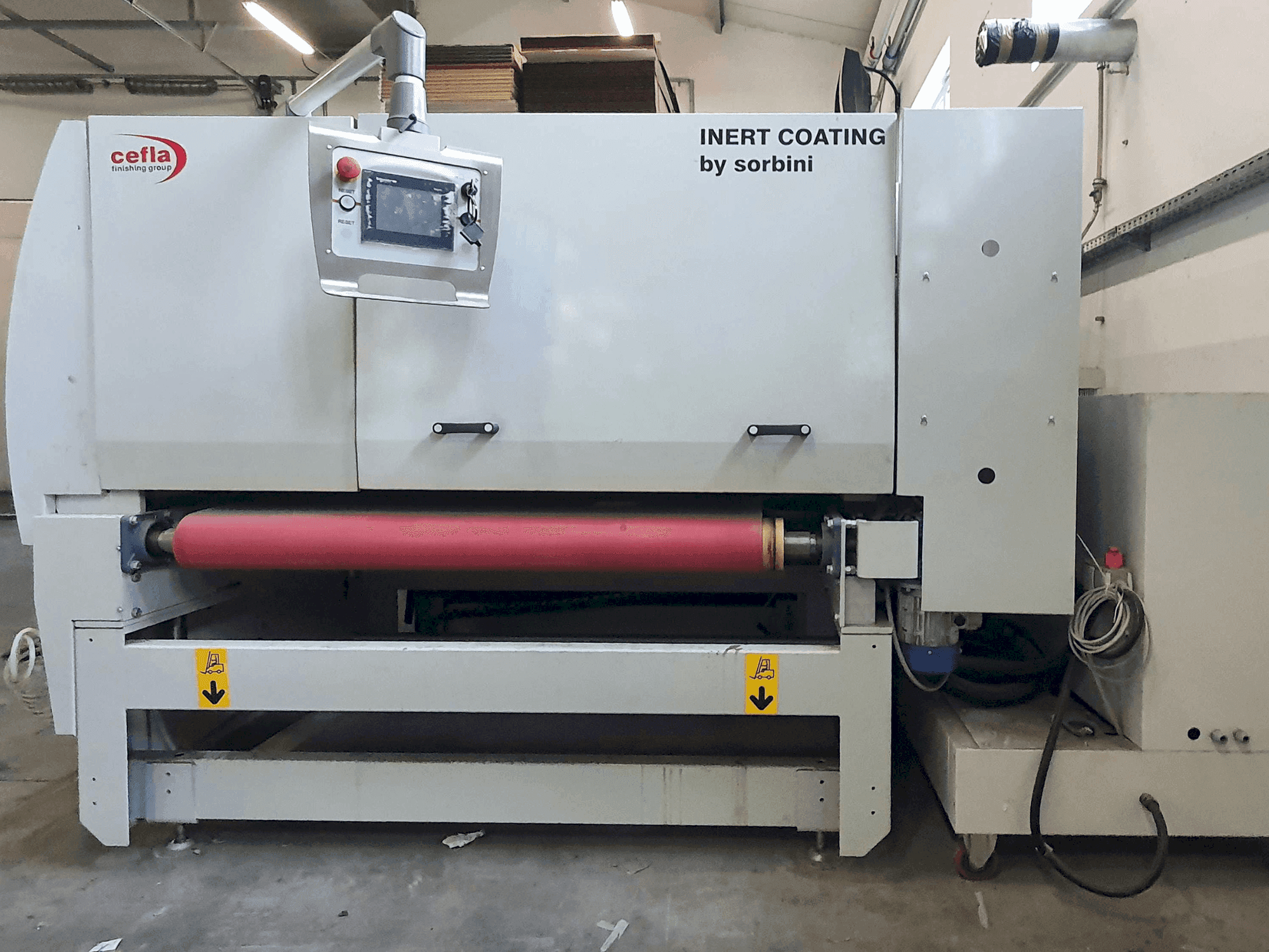 Widok z przodu maszyny CEFLA INTER-TEC