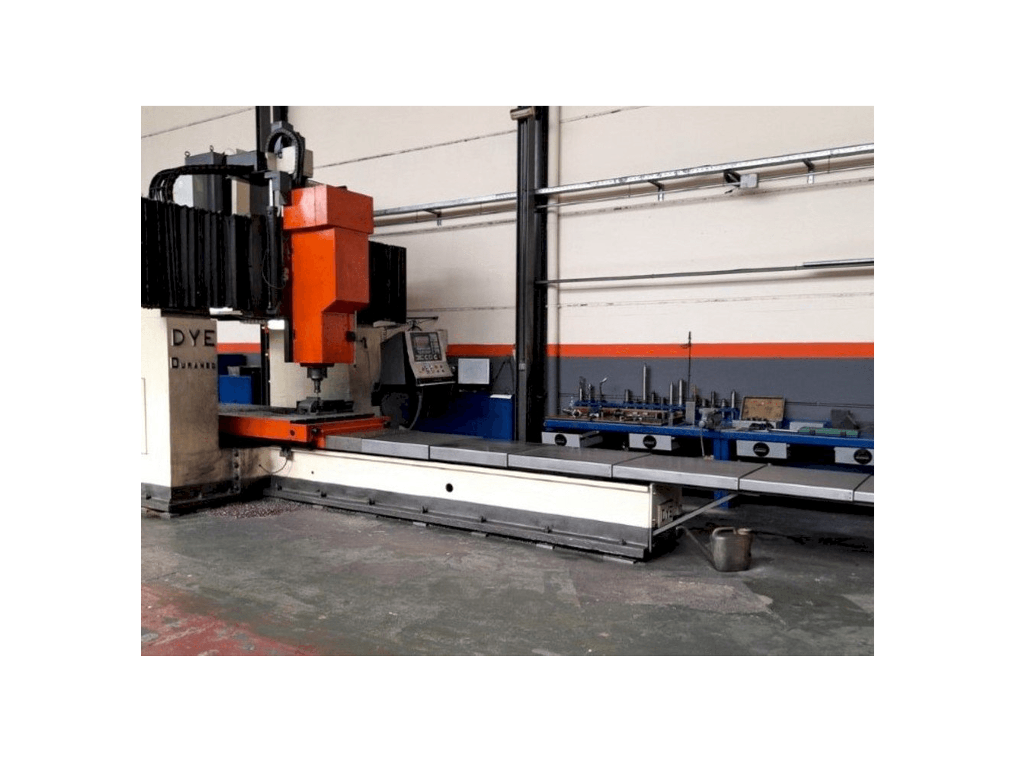 Widok z przodu maszyny DYE FD-3600