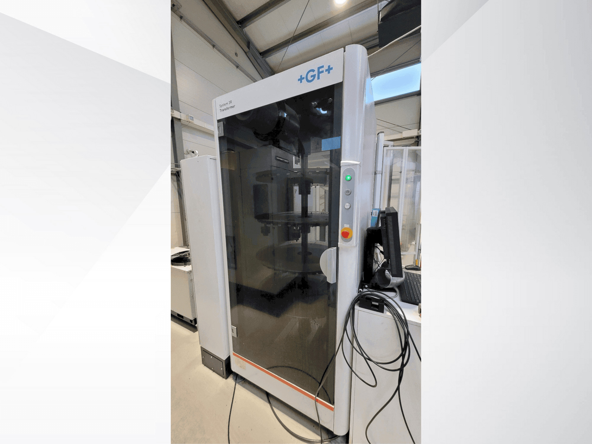 Widok z przodu maszyny +GF+ System 3R transformer