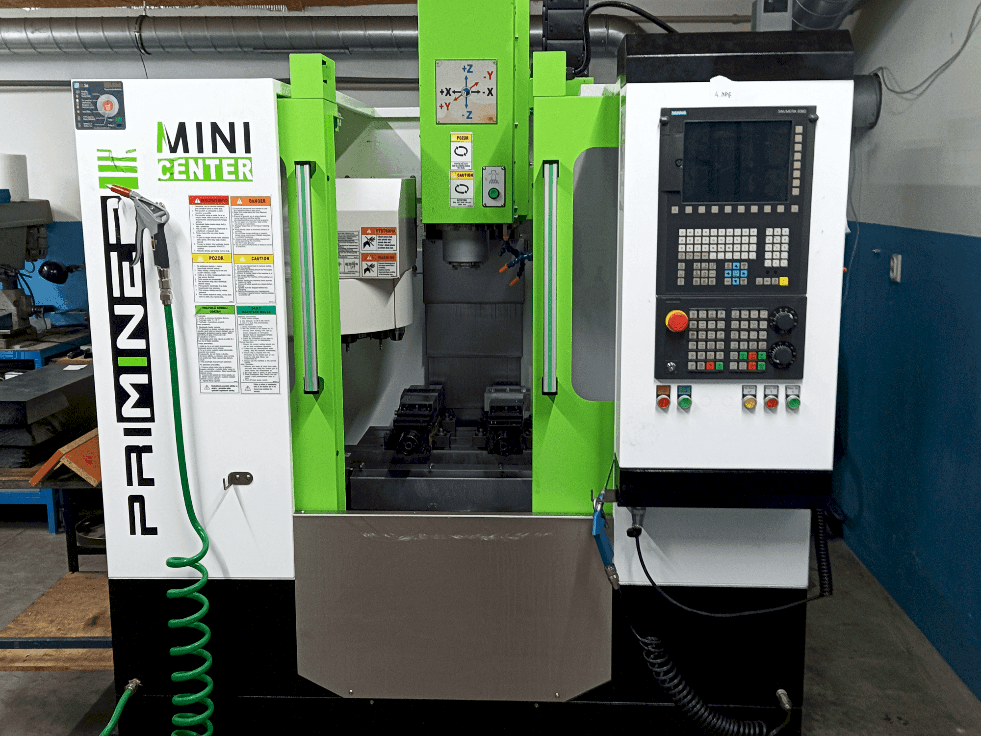 Widok z przodu maszyny Priminer MINI