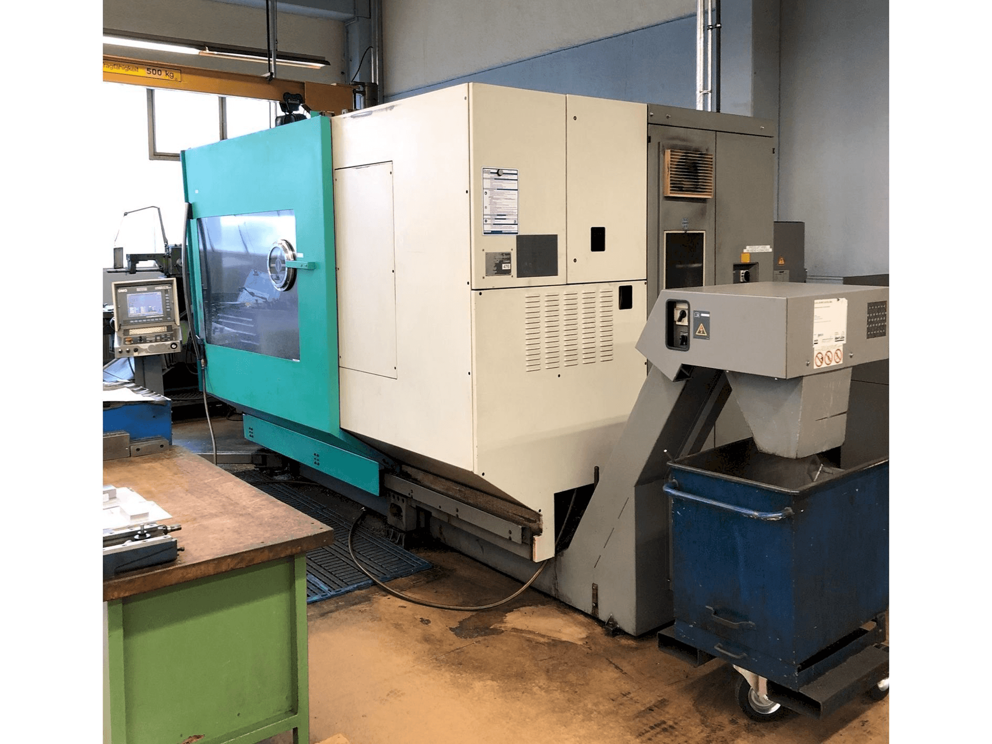 Widok z przodu maszyny DECKEL MAHO Dmu80p