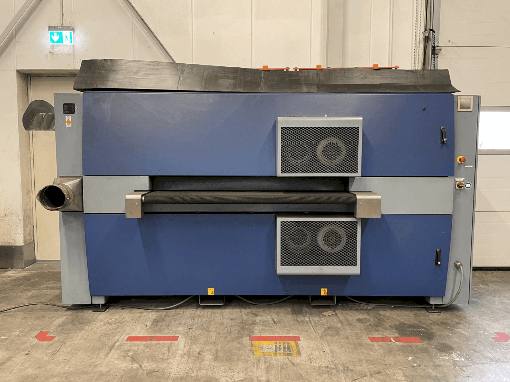 Widok z przodu maszyny LISSMAC SBM-M 1500 B2