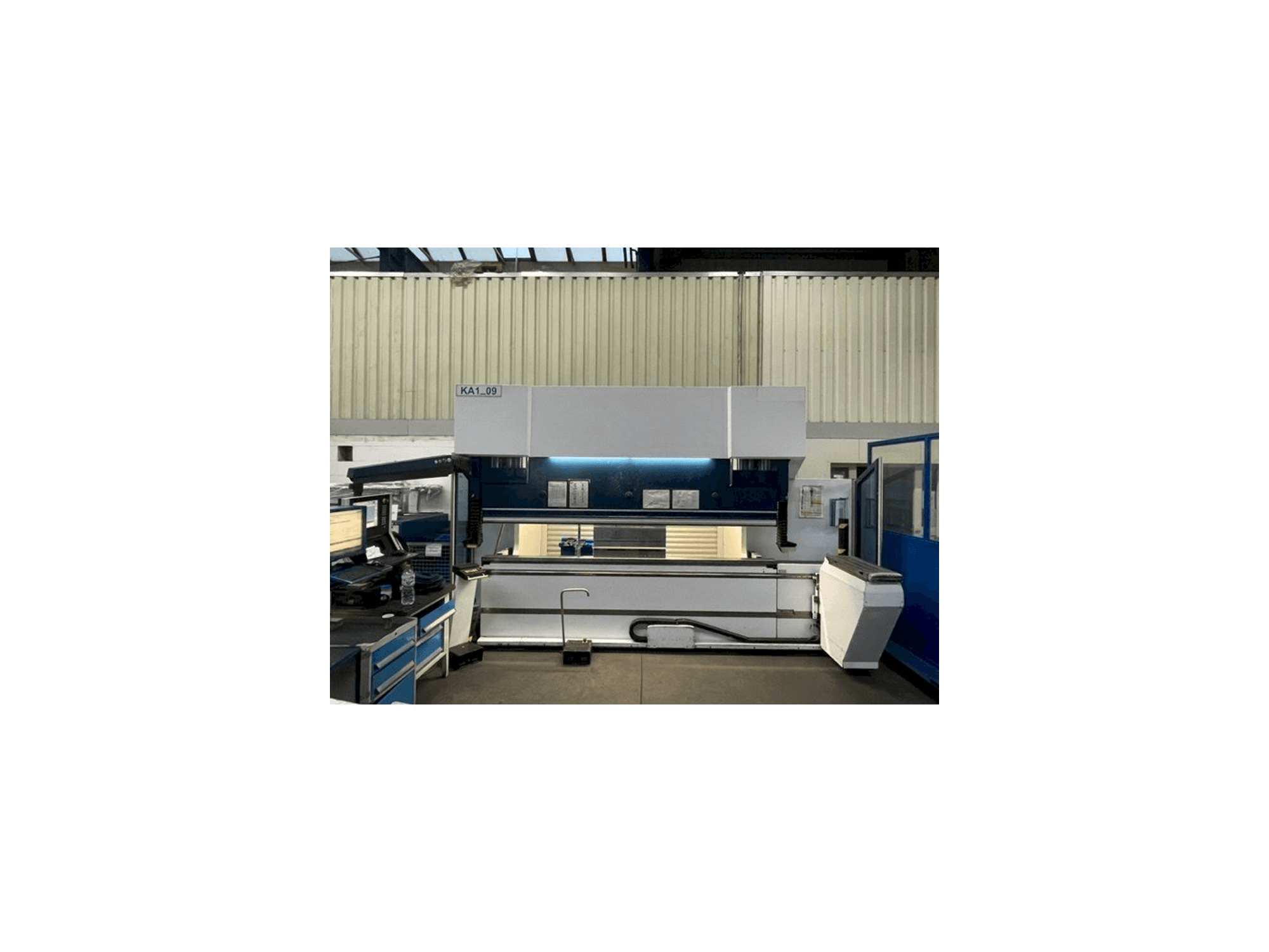 Widok z przodu maszyny Trumpf TruBend 5130